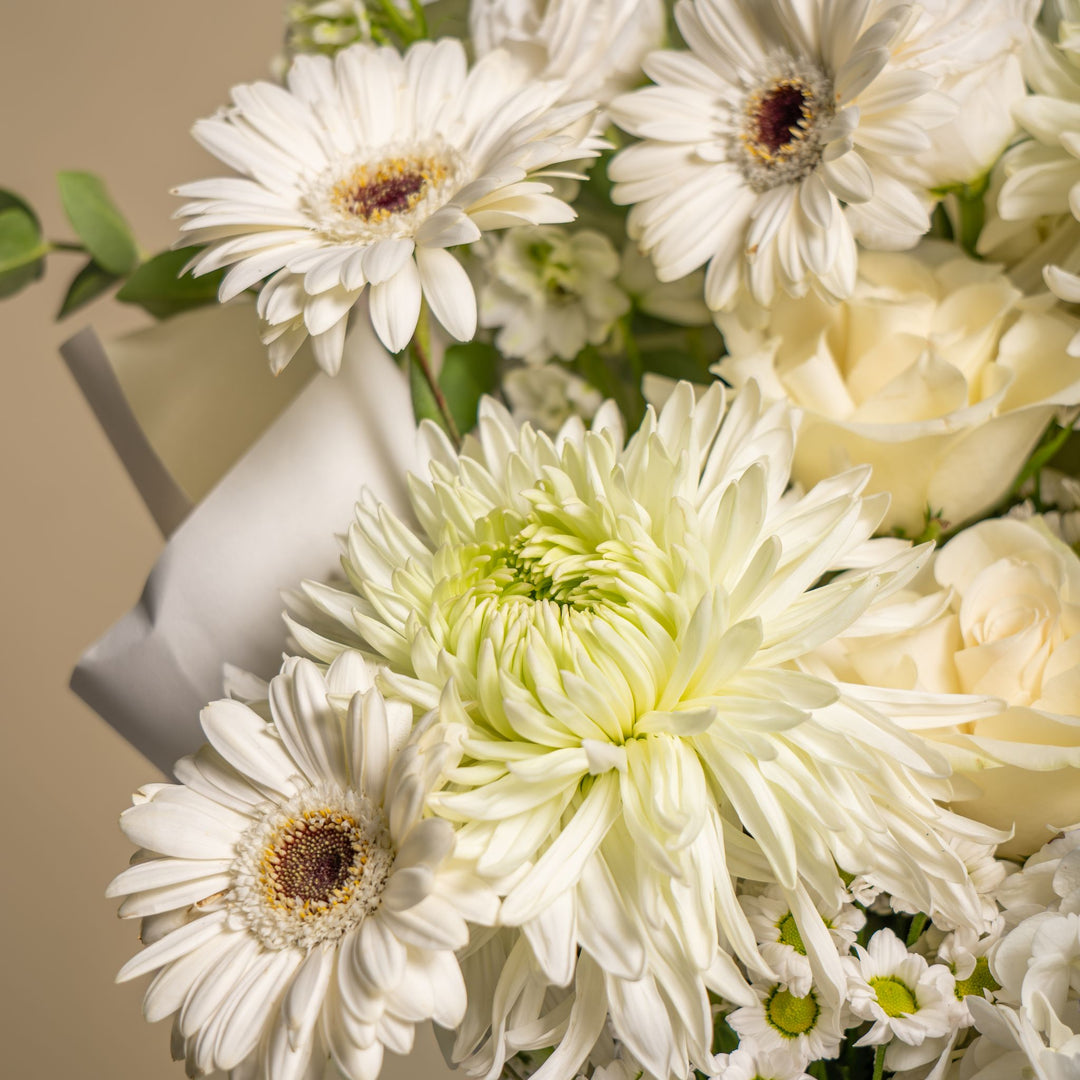 Moonflower Signature Bloom Box