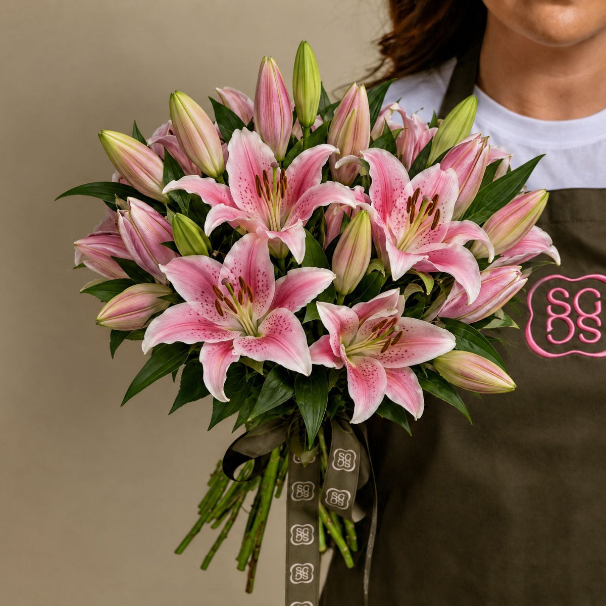 Pinklillies_gardenbouquet